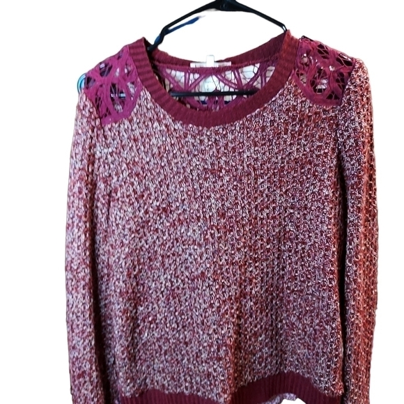 Miss Me small crochet shoulder dark red(wine) sweater - Picture 10 of 16